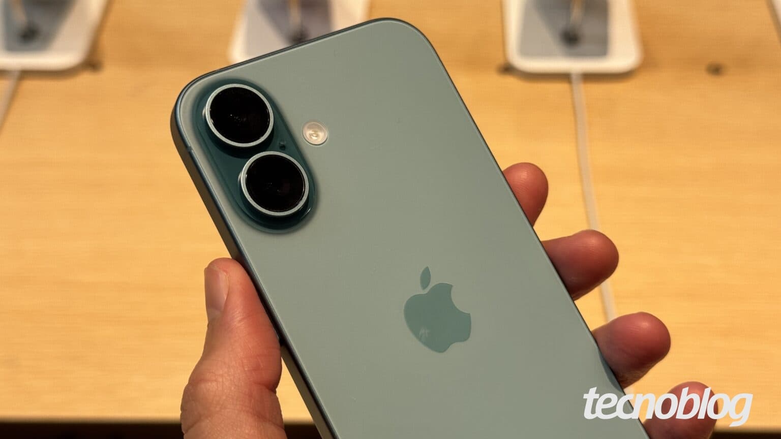 iPhone 16 (256 GB) tem 42% OFF com cupom em oferta na Amazon