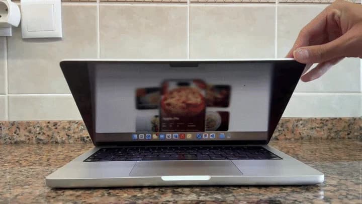 DuoHinge leva a animação de dobra do iPhone Duo para os MacBooks