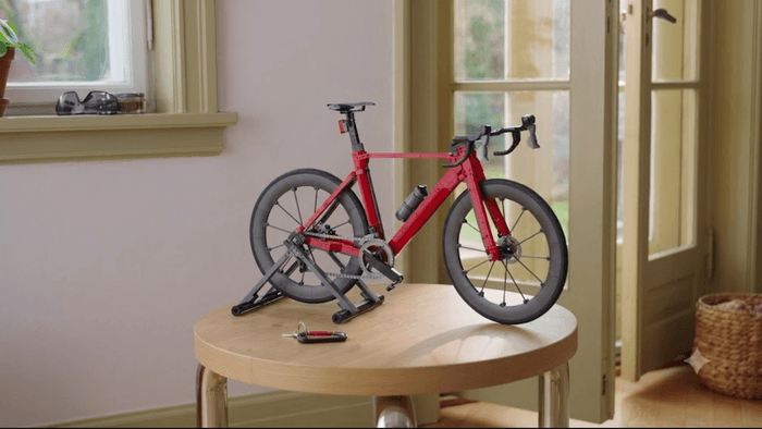 Nova bike de montar da LEGO tem corrente que funciona e design realista