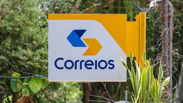 Quem comprou celular roubado poderá devolver nos Correios em vez ir a delegacias