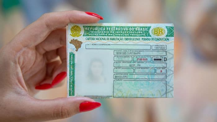 CNH vencida ganha prazo extra para renovação; saiba mais