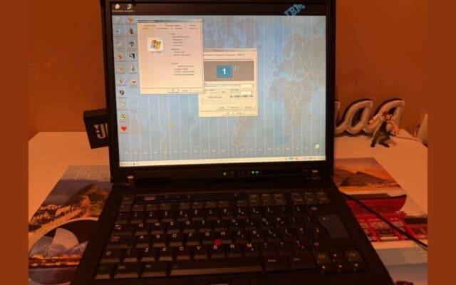 ThinkPad T43 desafia o tempo e roda Windows de 1996 até o Windows 10 no mesmo hardware