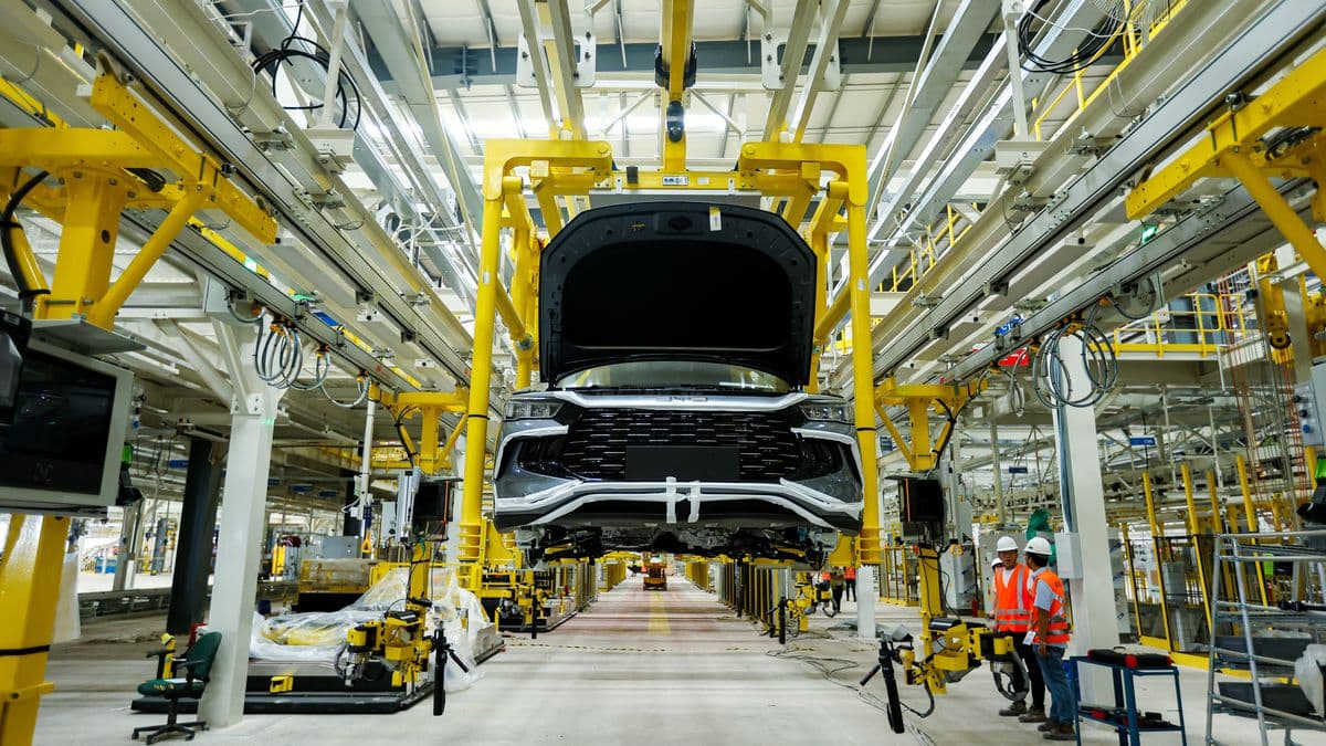 BYD explica como os híbridos vão ser a "ponte" para os elétricos no Brasil