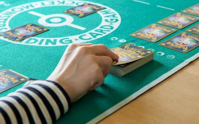 10 bilhões de cartas de Pokémon TCG foram impressas no último ano