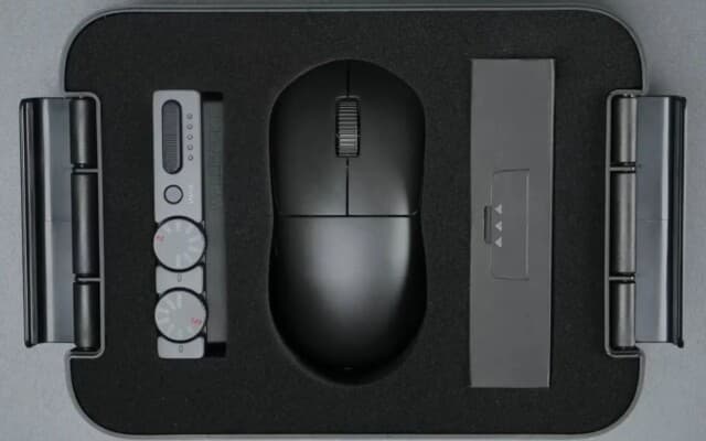 Mouse Wallhack M-001 virá com baterias modulares para troca rápida