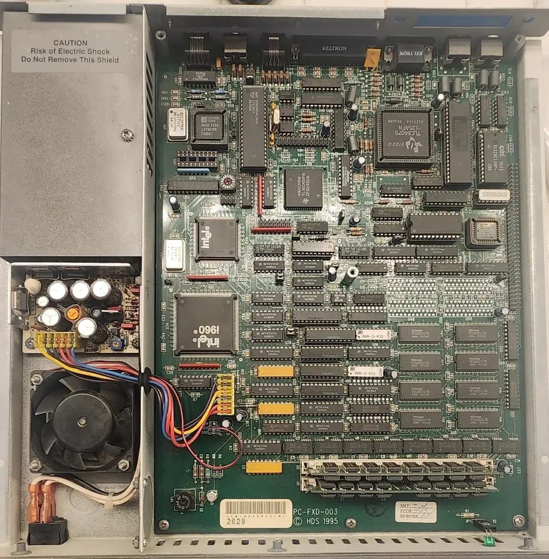 Entusiasta faz computador raro dos anos 90 voltar à vida usando sistema operacional quase perdido