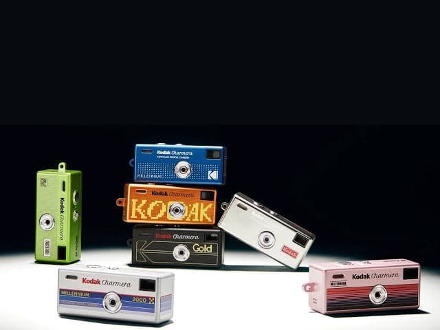 Da Kodak Charmera às thumb cameras: 5 mini câmeras chaveiro para fotos em estilo lo-fi