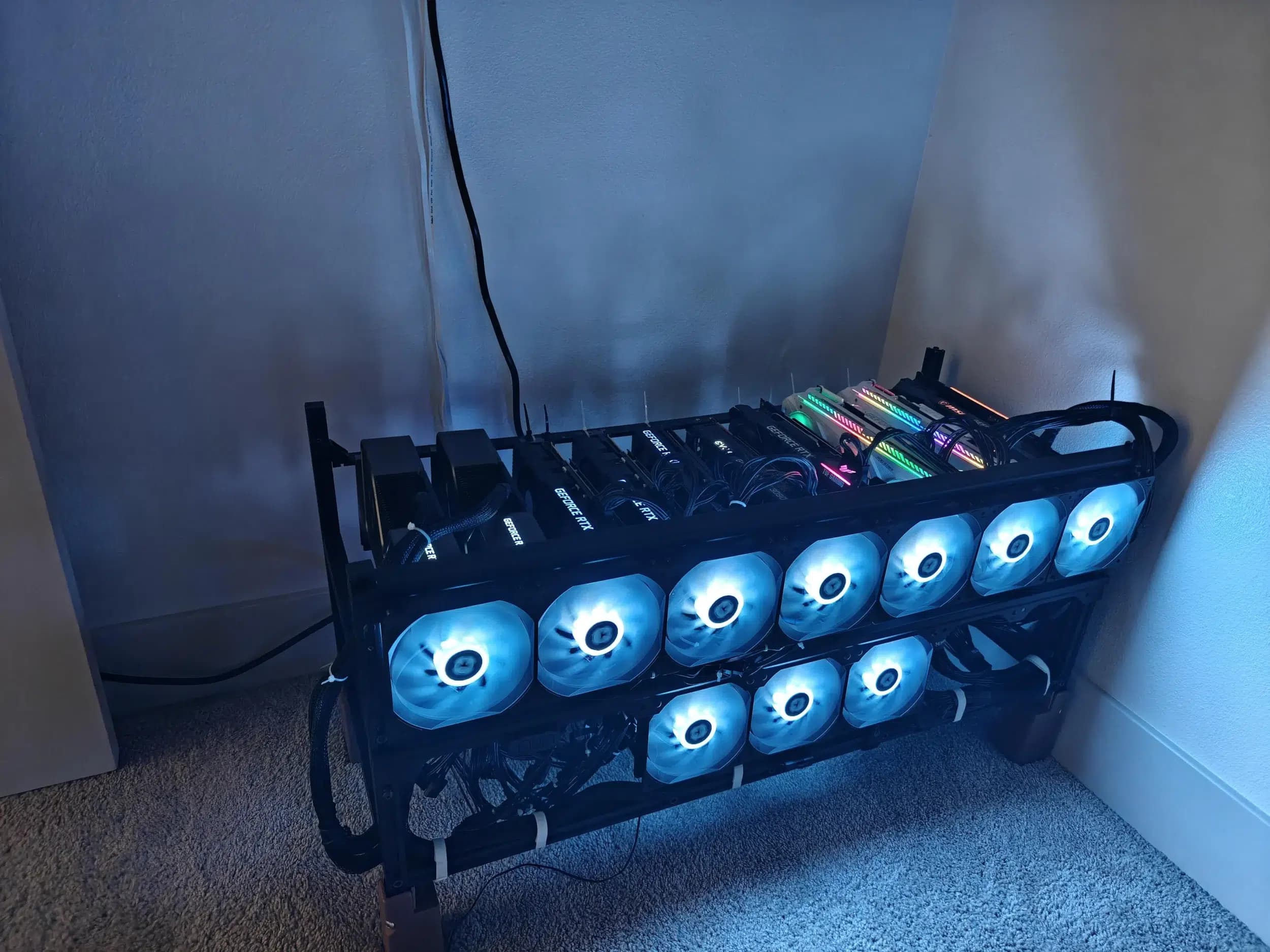 Entusiasta monta servidor com oito RTX 3090 para rodar IA localmente e explica por que reduziu a potência de todas as...